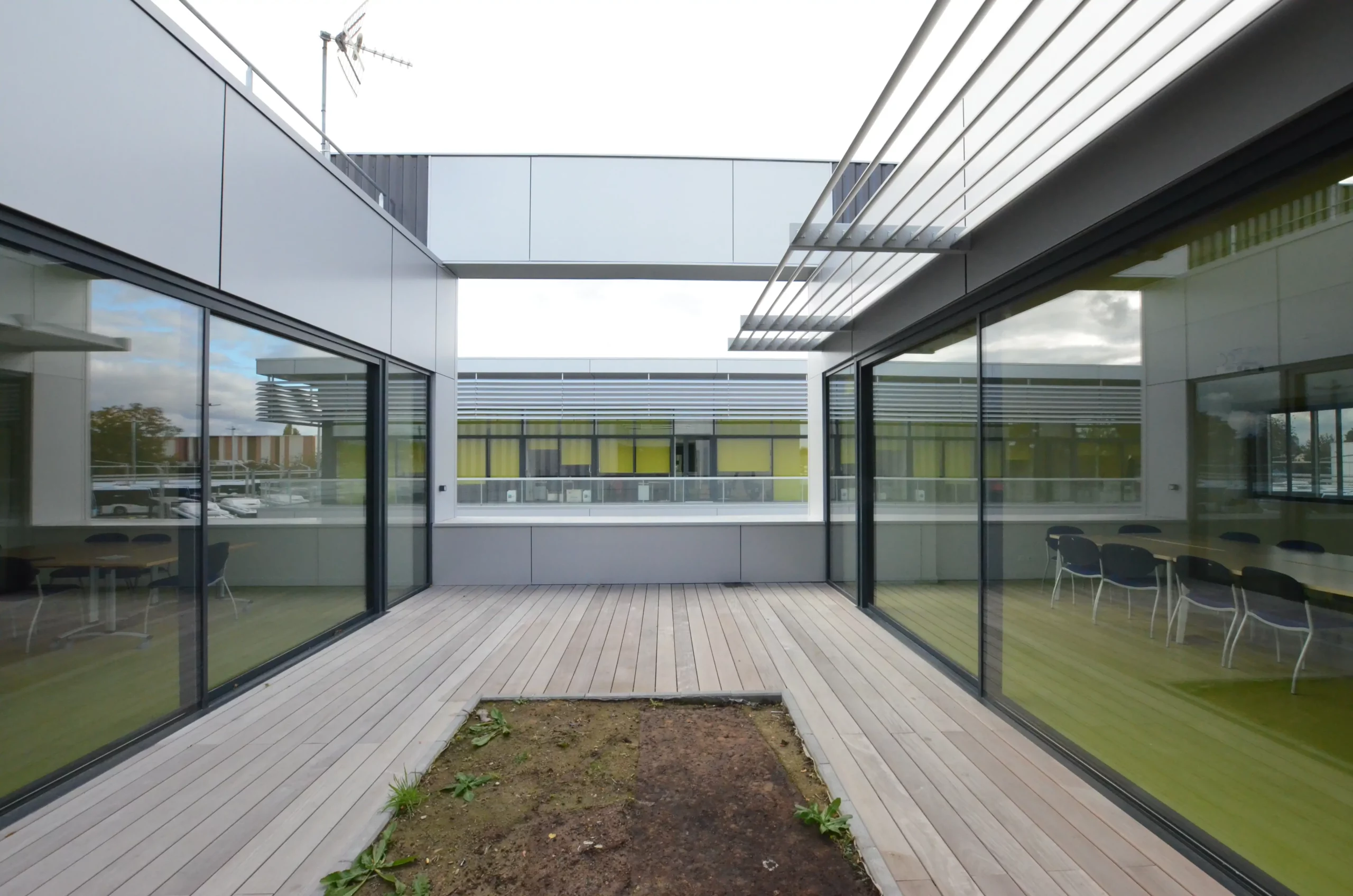 Dépôt Bus à Vaux-le-Pénil 3