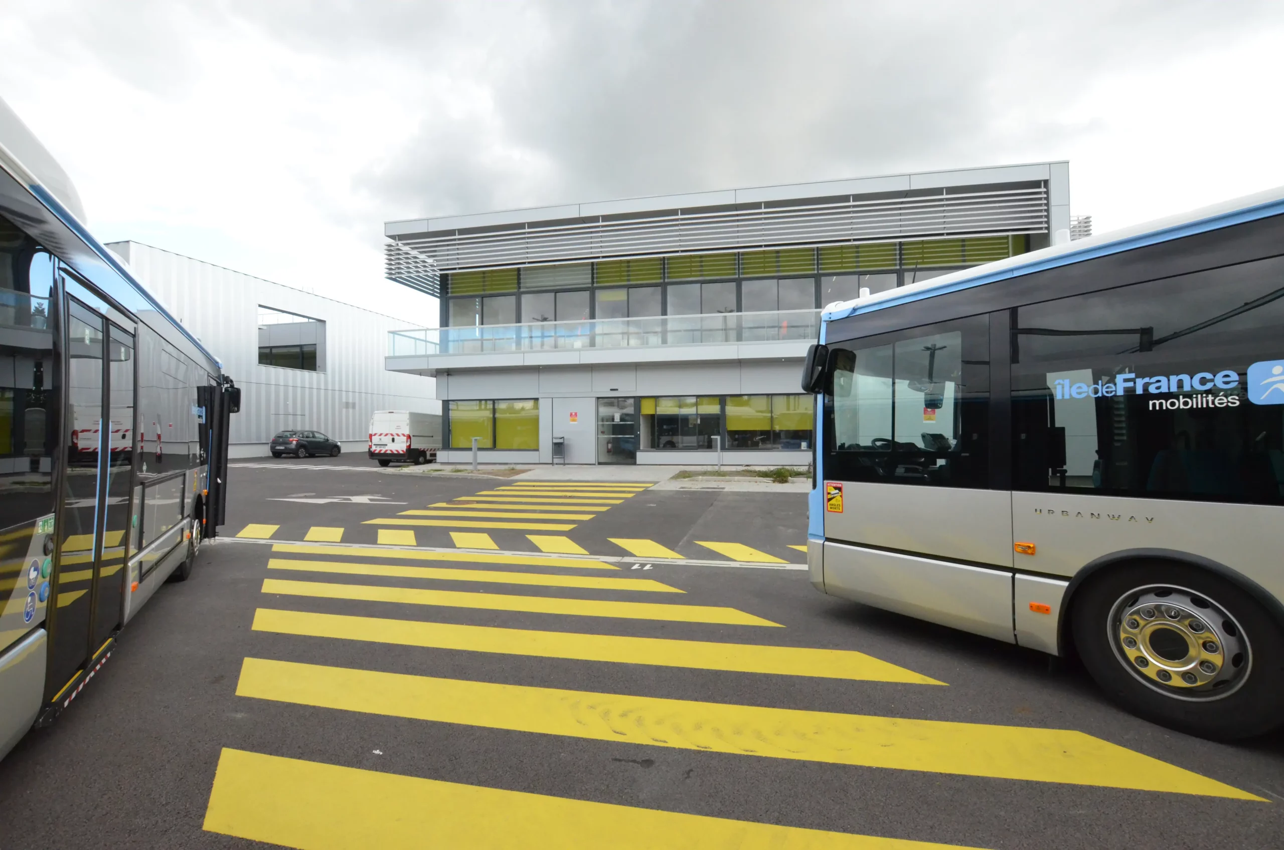 Dépôt Bus à Vaux-le-Pénil 2