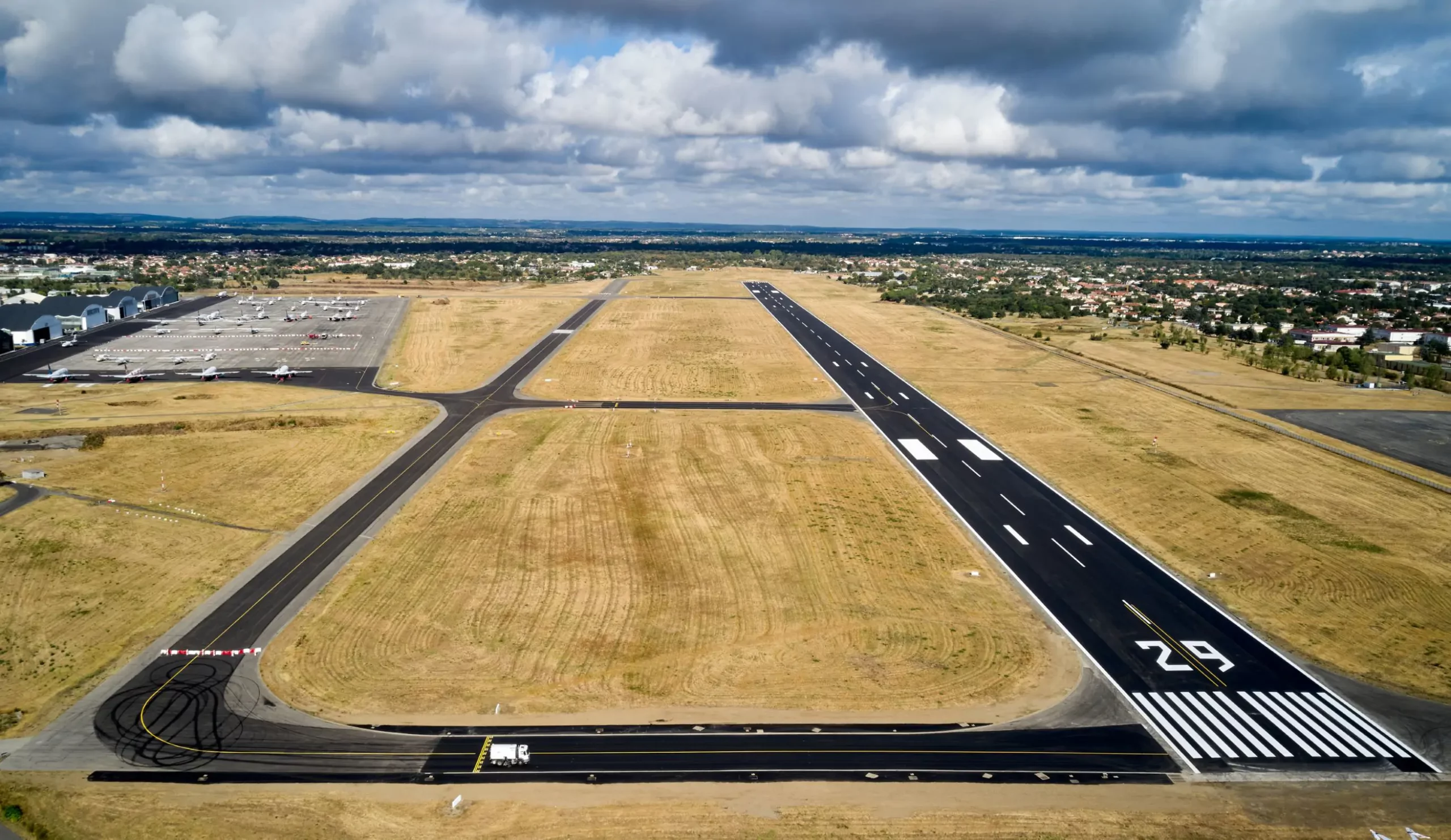 Aéroport Toulouse-Francazal4